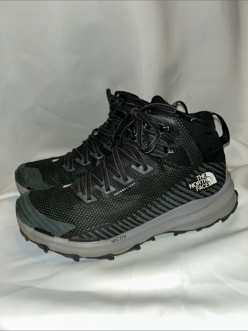 North Face Fastpack Futurelight Vective Men Black Trail Hiking Sneaker Boots 8.5